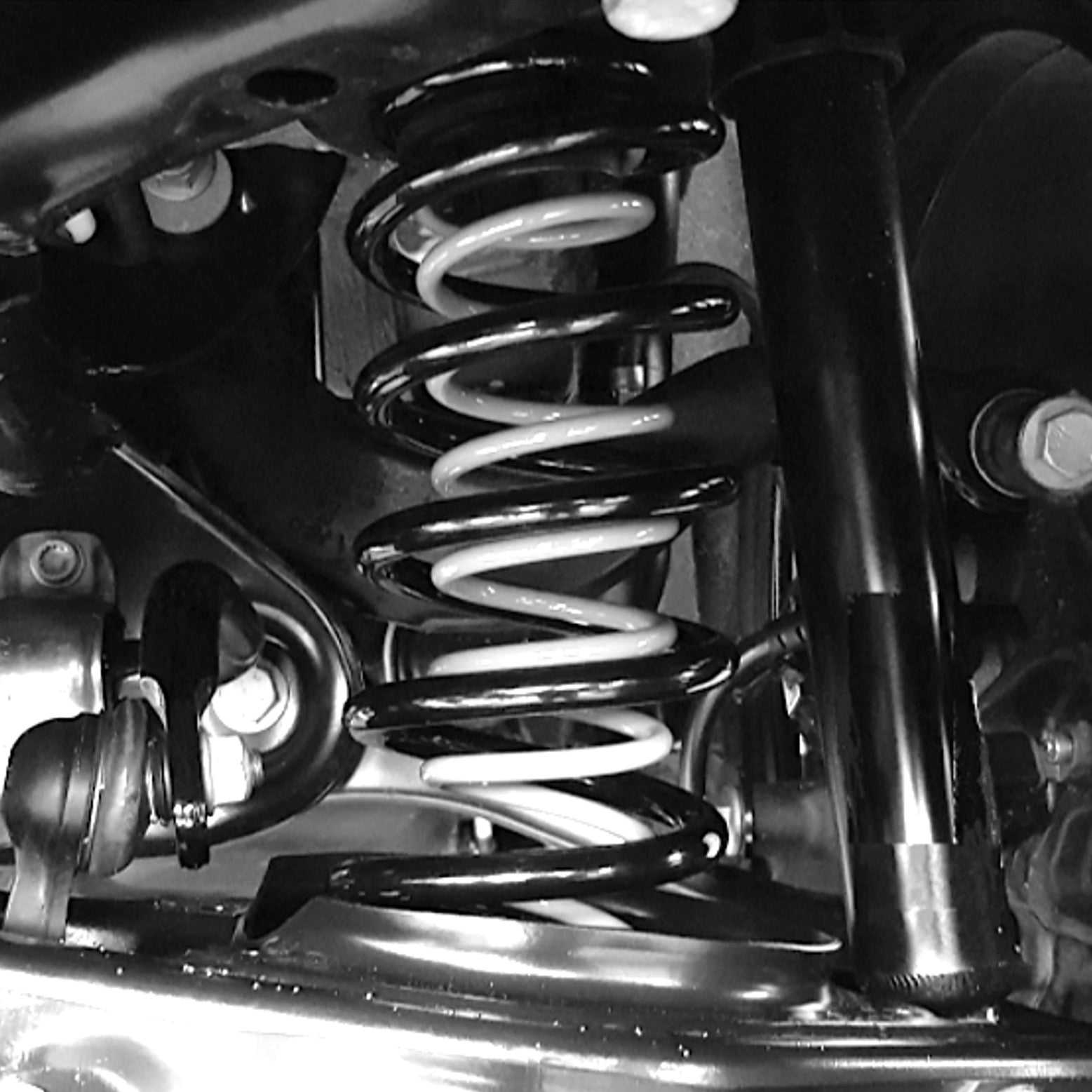 Rear axle (2010-): helper coil spring / HCSFIDO01